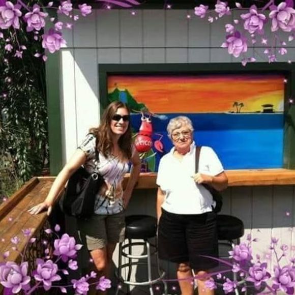 Meet your Posher, Roberta - Picture 1 of 1